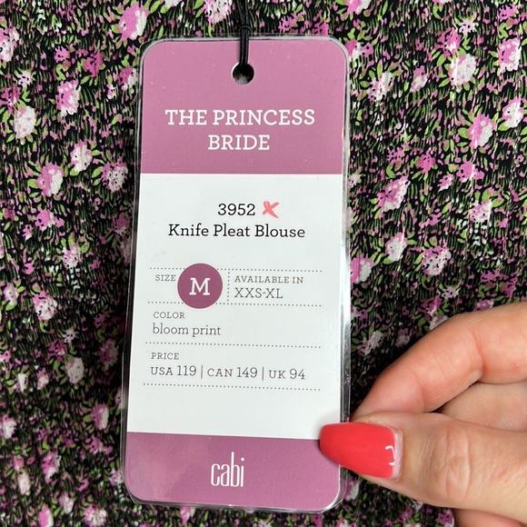 Cabi Knife Pleat Blouse (style 3952) - Picture 7 of 10